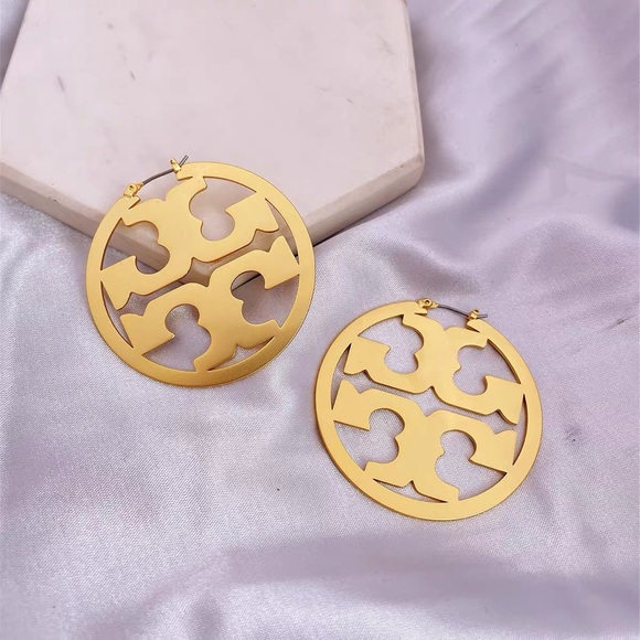 Tory Burch Large Gold Logo Hoop Earrings - Picture 7 of 11